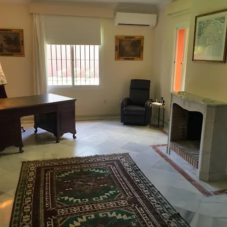 Casa Loragui Villa *