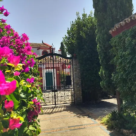 Casa Loragui Villa *